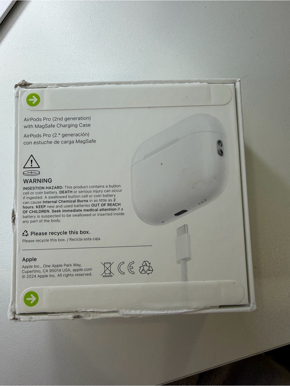Apple Airpods Pro 2nd Generation MagSafe + Box and accessories - Picture 9 of 15
